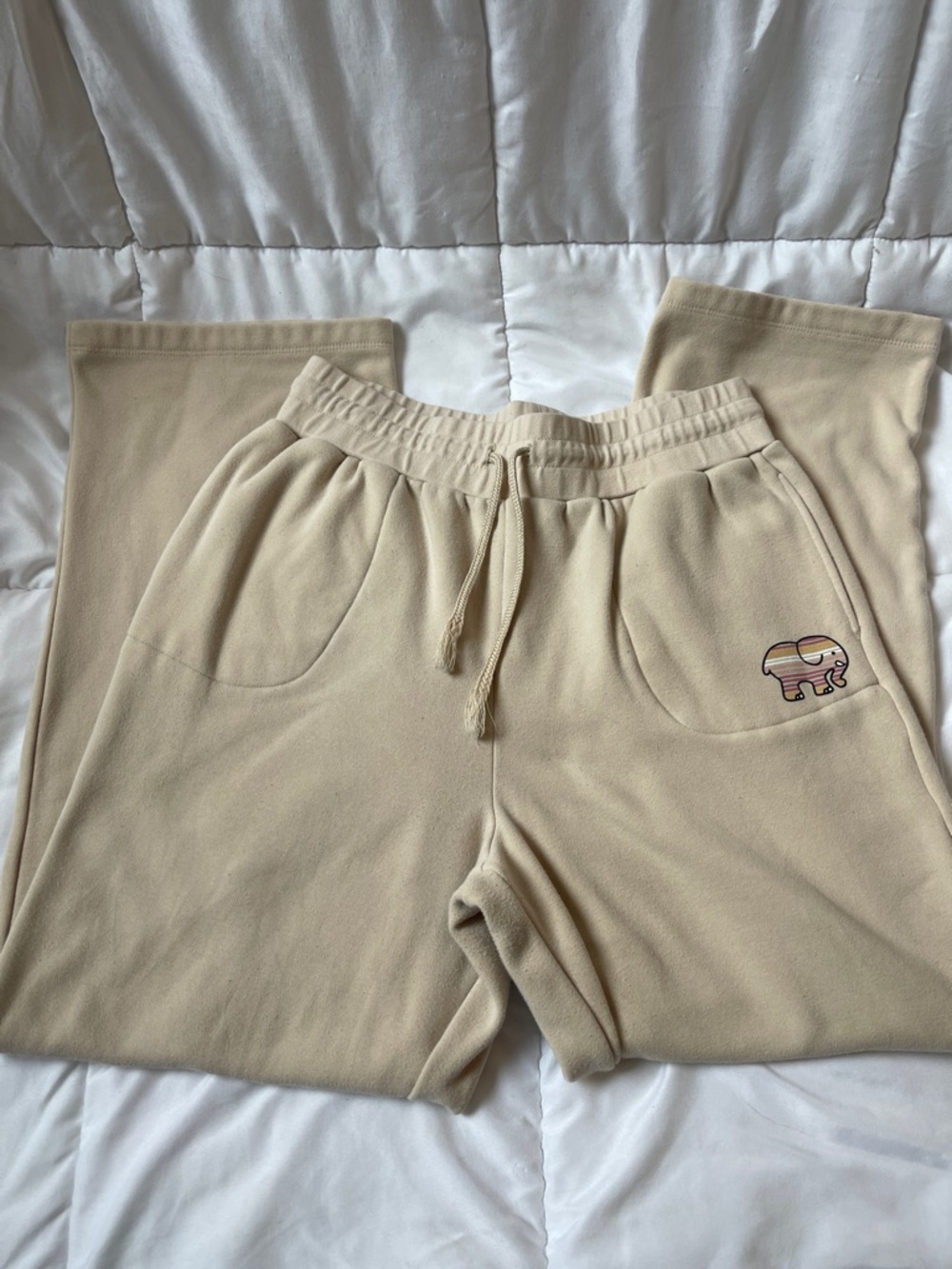 Woman’s Beige Sweatpants with Striped Elephant Patch